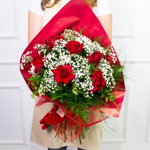 lindo buque com 12 rosas